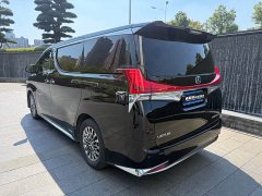 Lexus LM 2020 300h Four-Seat Royal Edition - ფოტო 9
