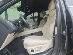 Li Auto L6 Pro - ფოტო 16