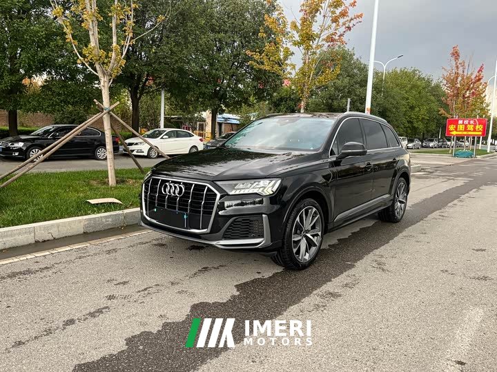 Audi Q7 55 TFSI quattro S line Sport - ავტომობილი ჩინეთიდან