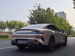 Xiaomi SU7 Rear-Wheel Drive Standard Edition - ფოტო 4