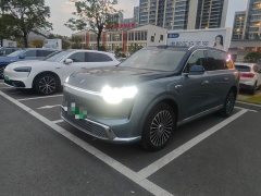 AITO M9 Extended Range Ultra 6-Seater - ფოტო 1