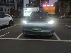 AITO M9 Extended Range Ultra 6-Seater - ფოტო 2