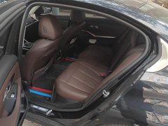 BMW 3 Series 325Li M Sport Package - ფოტო 11
