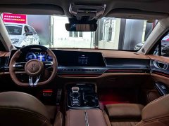 FAW Red Flag H9 2.0T Two-Wheel Drive Qi Chang Private Enjoyment Fashion Edition 5-Seater - ფოტო 6