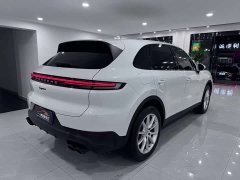 Porsche 2024 Cayenne 3.0T - ფოტო 9