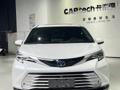 Toyota Sienna 2021 2.5L Hybrid Platinum Edition - ფოტო 2