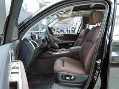 BMW X7 xDrive40i Premier Luxury Package - ფოტო 11