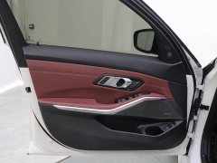 BMW 3 Series 330i M Sport Night Edition Package - ფოტო 10