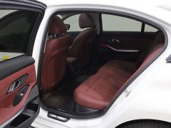 BMW 3 Series 330i M Sport Night Edition Package - ფოტო 11