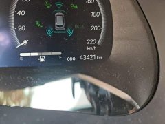 Toyota Highlander Hybrid 2.5L AWD Premium 7-Seater - ფოტო 8