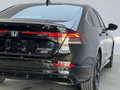 Honda Accord Sport Series 260TURBO Luxury - ფოტო 17