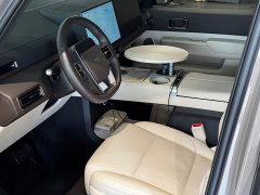 Li Auto Li Xiang MEGA Ultra - ფოტო 8