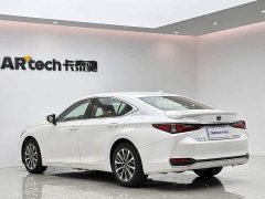 Lexus ES 2022 300h Excellence Edition - ფოტო 3