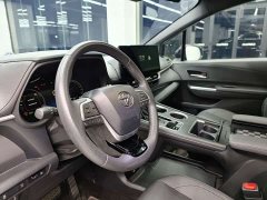 Toyota Sienna 2.5L Hybrid Premium - ფოტო 3
