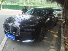 BMW 7 Series 2023 735Li M Sport Package - ფოტო 1