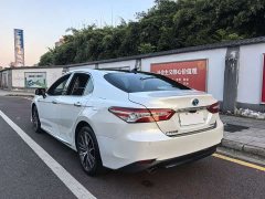 Toyota Camry 2021 Hybrid Luxury - ფოტო 17