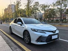 Toyota Camry 2021 Hybrid Luxury - ფოტო 3