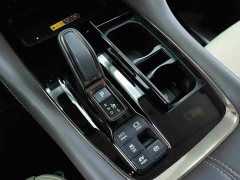 Toyota Vellfire 2024 Crown Hybrid 2.5L Executive Premier Edition - ფოტო 10