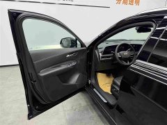 Cadillac XT4 28T FWD Luxury - ფოტო 5