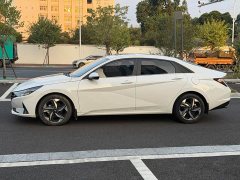 Hyundai Elantra 1.5L CVT GLX Elite - ფოტო 2