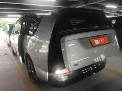 Li Auto Li Xiang MEGA Ultra - ფოტო 6