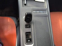 Geely Boyue L 2024 1.5TD DCT Deluxe Edition - ფოტო 16