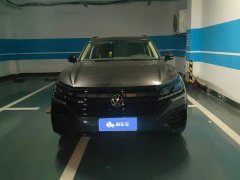Volkswagen Touareg 3.0TSI Sharp Enjoyment Edition Jet Black Sport Package - ფოტო 2