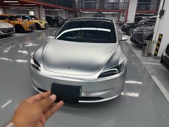 Tesla Model 3 Rear-Wheel Drive - ფოტო 1