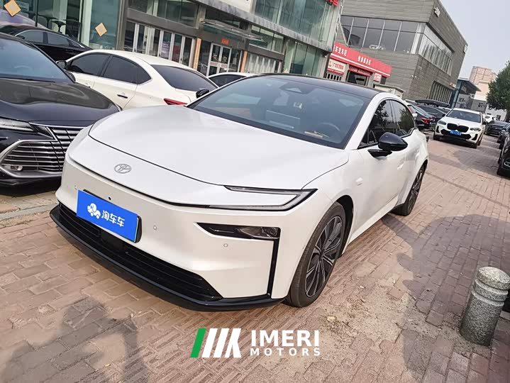 Toyota Platinum Wisdom 7 600 Pro - ავტომობილი ჩინეთიდან
