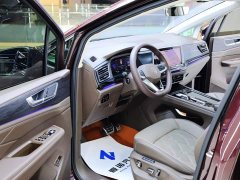 Volkswagen Viloran 380TSI Prestige - ფოტო 16