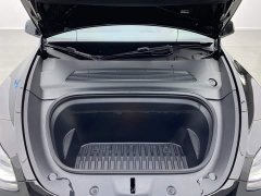 Tesla Model Y 2022 Facelift Long Range All-Wheel Drive - ფოტო 9