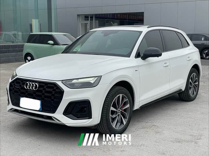 Audi Q5L 40 TFSI Luxury Dynamic - ავტომობილი ჩინეთიდან