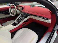 Aston Martin DB12 2025 4.0T V8 Coupe - ფოტო 8