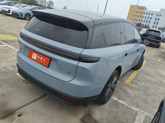 Li Auto i8 Standard Edition - ფოტო 3