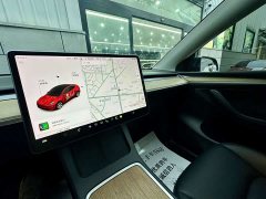 Tesla Model Y Long Range All-Wheel Drive - ფოტო 7