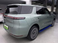 IM Motors Zhiji LS8 52 Max Luxury Six-Seater - ფოტო 3