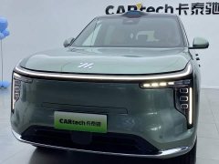 IM Motors Zhiji LS8 52 Max Luxury Six-Seater - ფოტო 9