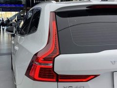 Volvo XC60 B5 AWD Smart Luxury Edition - ფოტო 7