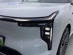 IM Motors Zhiji LS8 52 Max Luxury Six-Seater - ფოტო 7