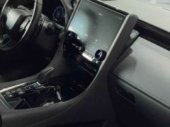 Toyota Alphard Hybrid 2.5L Premium Edition - ფოტო 17
