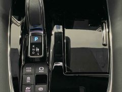 Toyota Alphard Hybrid 2.5L Premium Edition - ფოტო 9