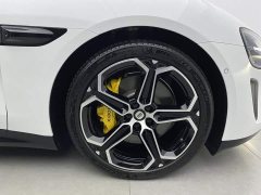 Xiaomi SU7 Rear-Wheel Drive Pro - ფოტო 9