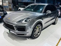 Porsche Cayenne PHEV Cayenne Coupé E-Hybrid 2.0T Platinum Edition - ფოტო 1
