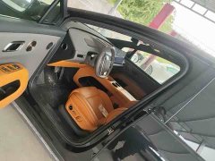 Li Auto i8 Standard Edition - ფოტო 5