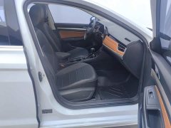 Volkswagen Bora 200TSI DSG Comfort Pro - ფოტო 8