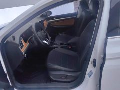 Volkswagen Bora 200TSI DSG Comfort Pro - ფოტო 9