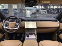 Land Rover Range Rover 2025 3.0L V6 400PS Extended Wheelbase Prestige Edition - ფოტო 12