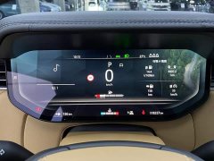 Land Rover Range Rover 2025 3.0L V6 400PS Extended Wheelbase Prestige Edition - ფოტო 14