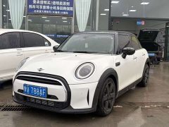BMW MINI 1.5T COOPER Artist - ფოტო 1