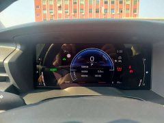 Toyota Camry Hybrid 2.0 HSE Sport Lite - ფოტო 17